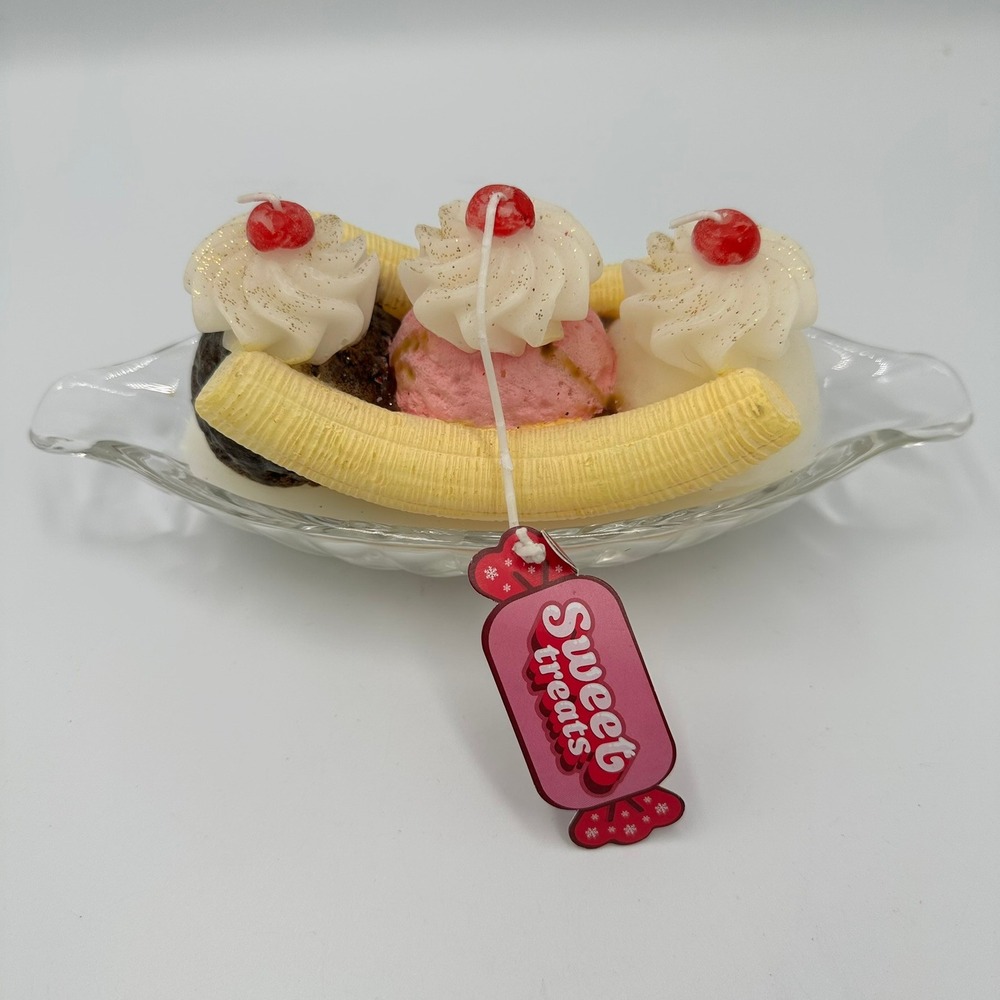Sweet Treats Banana Split Scented Candle Yellow Pink Novelty Food‎ Gift Kitsch